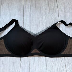 CrossOver Wireless Bra Honeylove Size 40DD/DDD